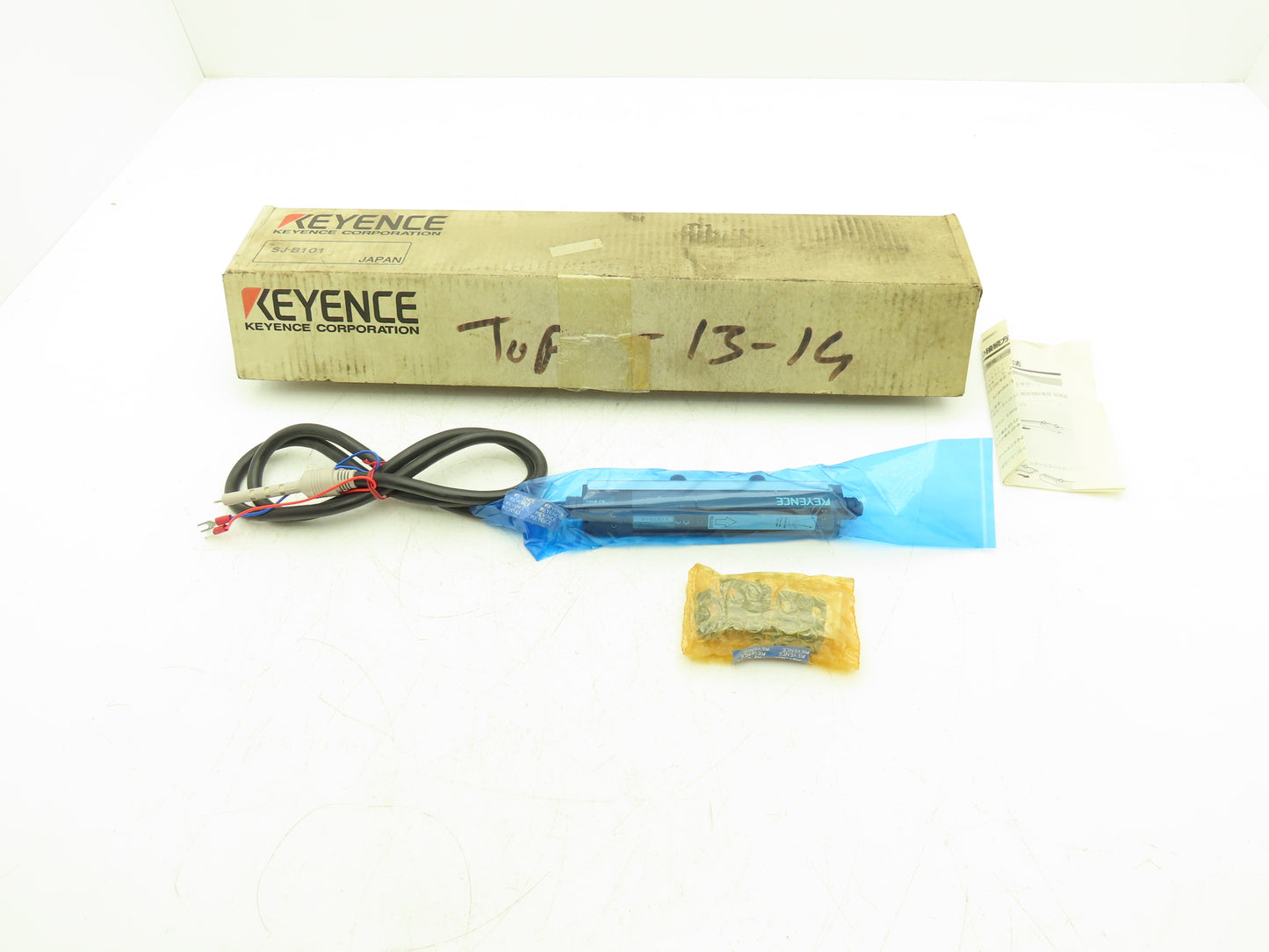 Keyence SJ-B101 Ionizing Static Eliminator