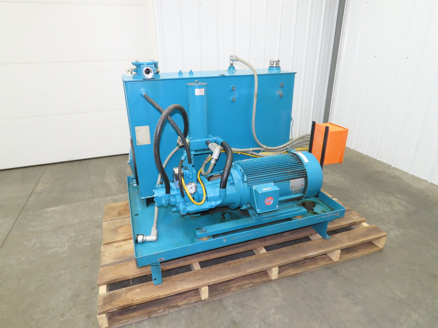 Continental PVR15-30B10 RHM Hydraulic Power Unit 33.5 GPM 1000 PSI 30Hp 100 Gal