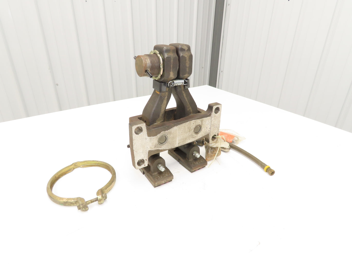 Nexen 933500 BD Series Caliper Brake Spring Actuated Air released Foot Mount