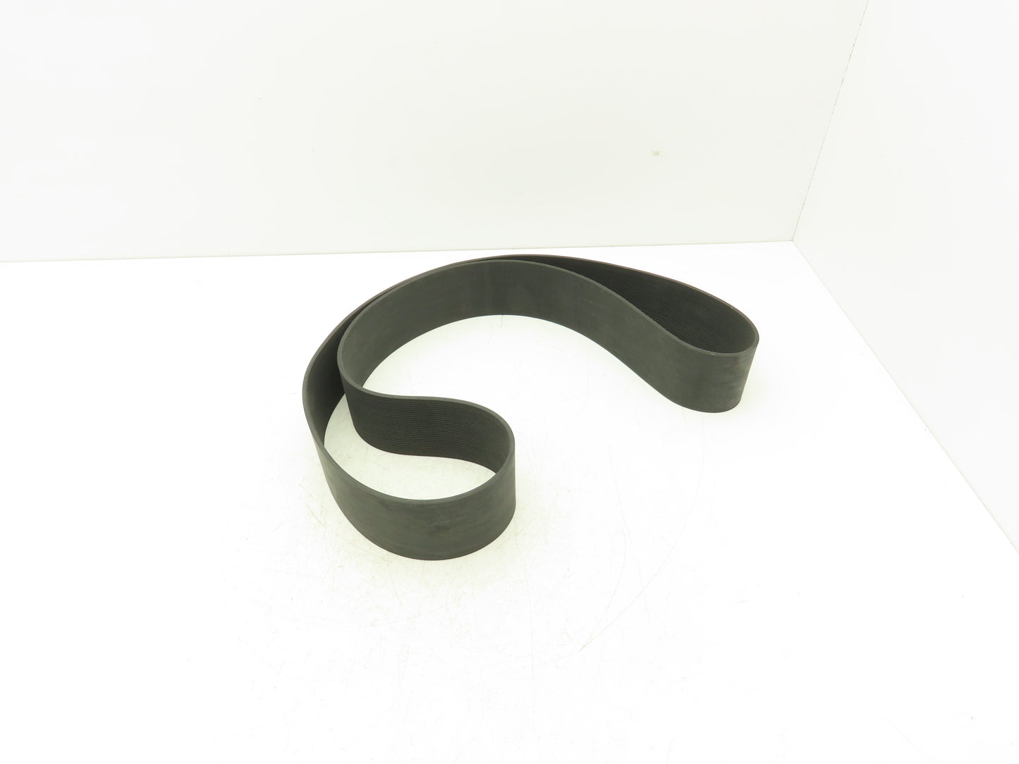 Mantissa Conveyor 000-567-663 30deg Spur Poly-V Belt 2.83"W 65-1/2"L Case 01