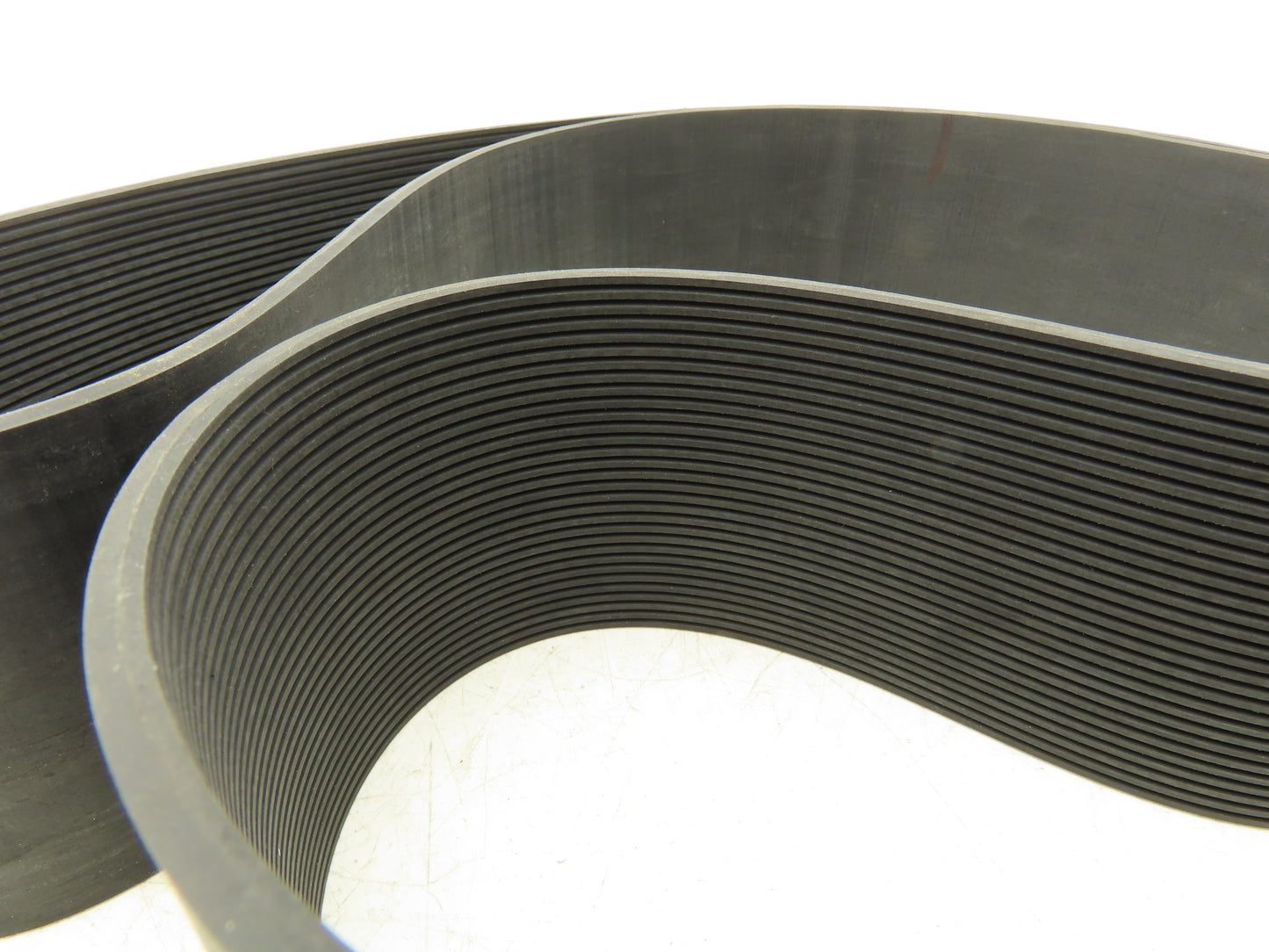 Mantissa Conveyor 000-567-663 30deg Spur Poly-V Belt 2.83"W 65-1/2"L Case 01