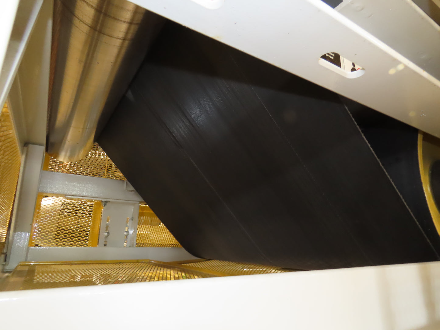 Hytrol BPC 49"x 64' Slider Bed Conveyor 47"Belt 7.5Hp 3PH Center Drive 80fpm