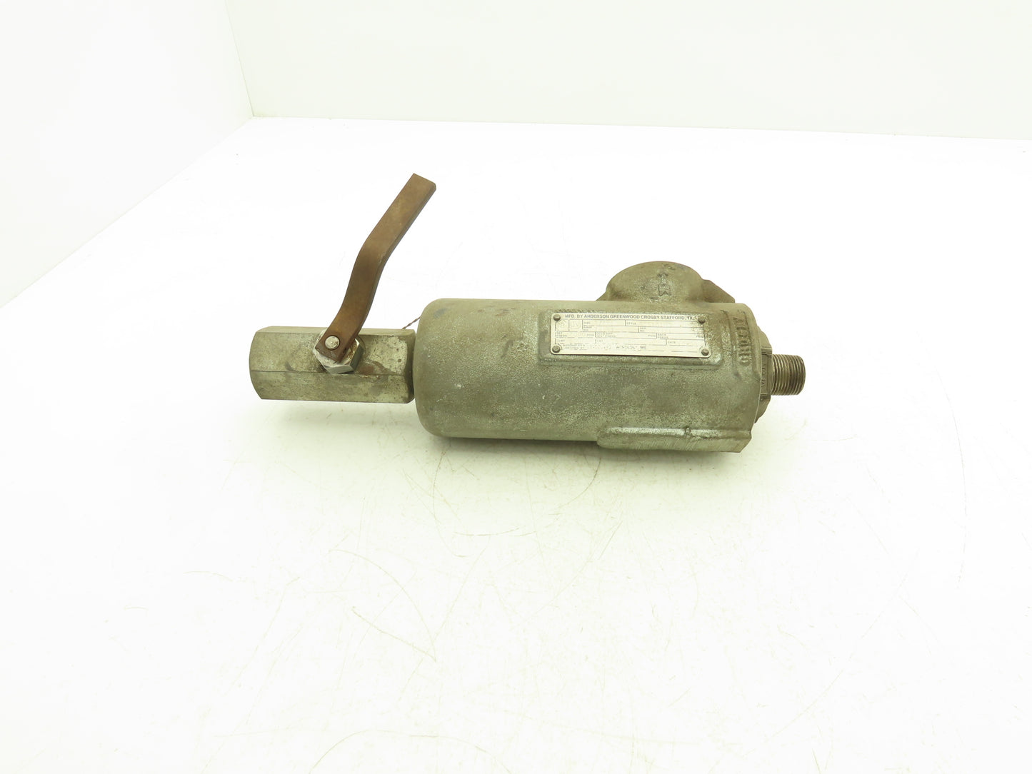 965101MD Relief Valve 2000psig 145 gpm Capacity