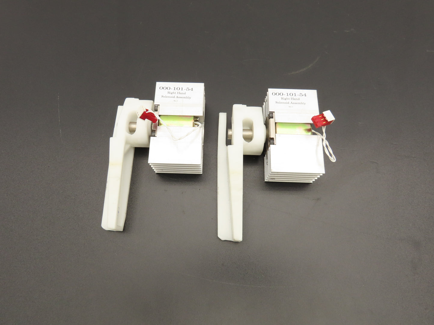 Mantissa Conveyor Tiploc Tilt Tray Tipper RH Actuator Arm 000-101-54  Lot of 2