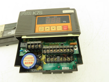 Fuji Electric FVR004K7S-2 Variable Frequency Drive Motor Inverter 1.1kVA