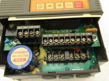 Fuji Electric FVR004K7S-2 Variable Frequency Drive Motor Inverter 1.1kVA