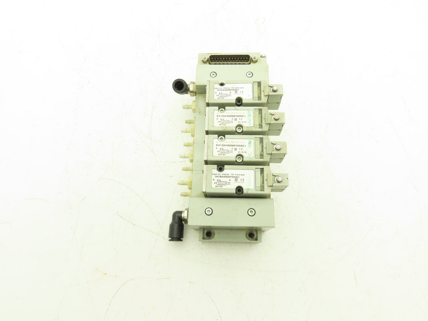 Numatics 041BA400MP00061 Pneumatic Solenoid Valve 4-Station Manifold 24VDC