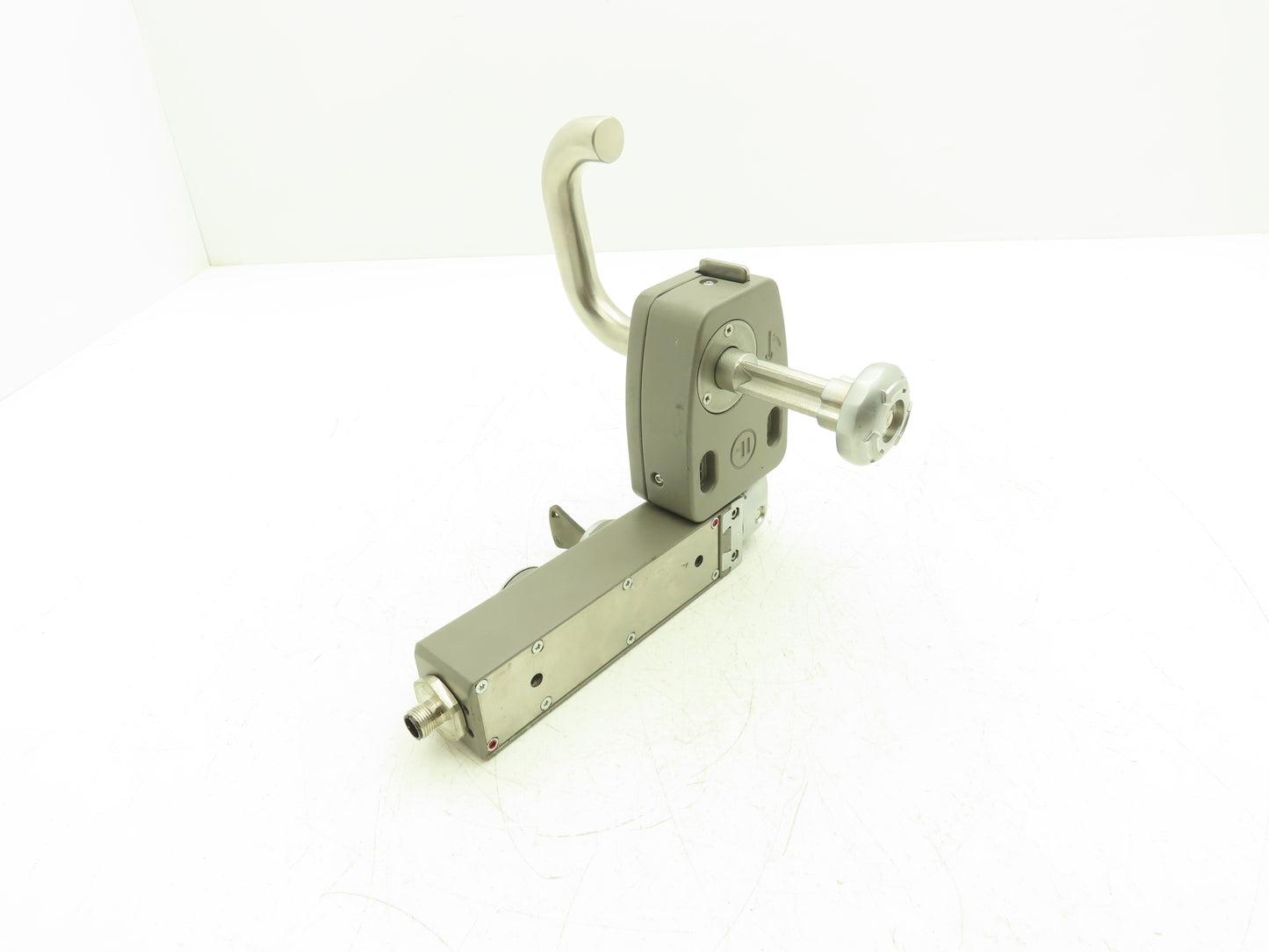 Fortress Interlocks THESNSMQ3 Machine Guard Switch Locking 24V