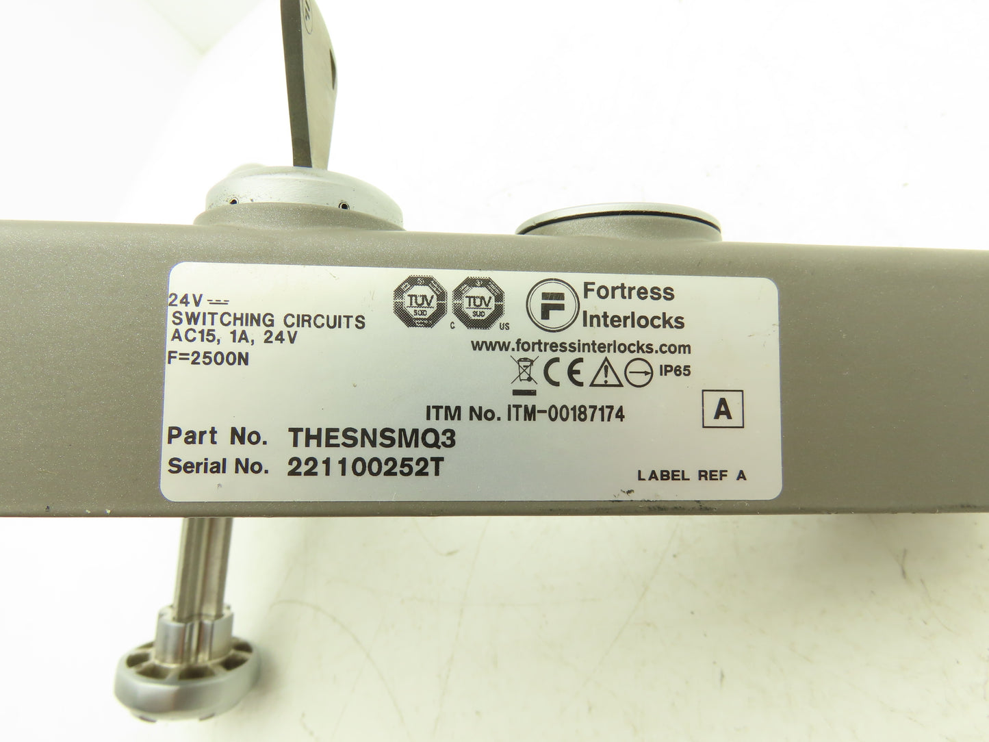 Fortress Interlocks THESNSMQ3 Machine Guard Switch Locking 24V