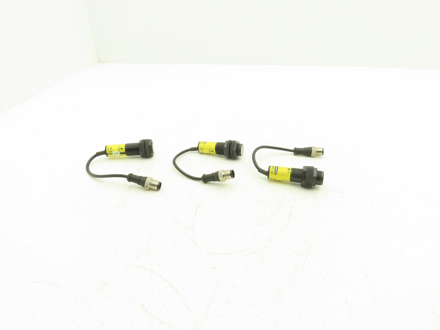 Banner S18-2NAEL-Q5 Photoeye Sensor Emitter 18mm 10-30VDC  Lot of 3