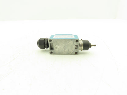 Honeywell SZL-WL-K-N Limit Switch Plunger Style 10A 300VAC/ 6A 24VDC