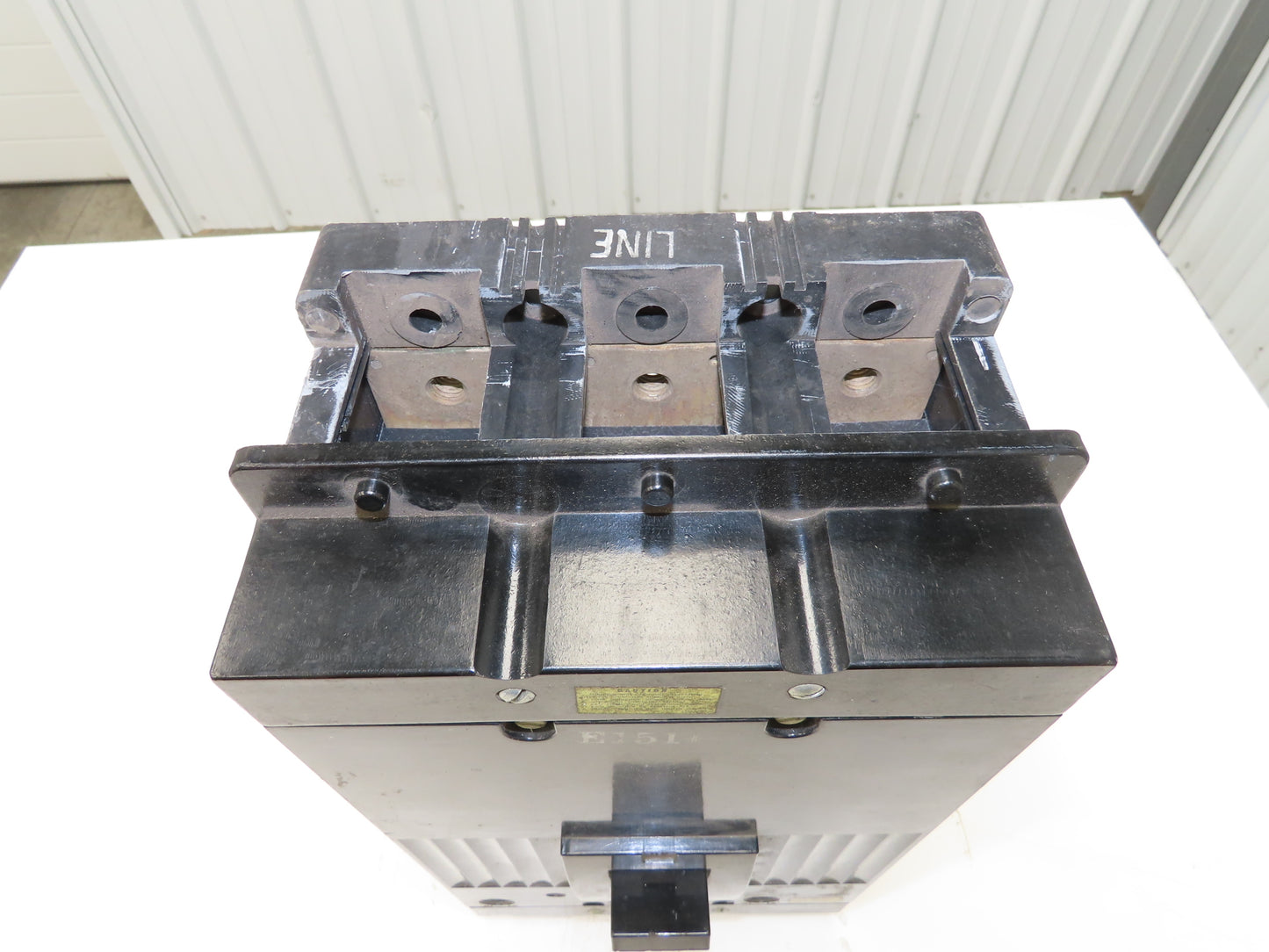 General Electric E11592 Circuit Breaker Frame 1200A 3 Pole 600VAC N.P. 185628-J