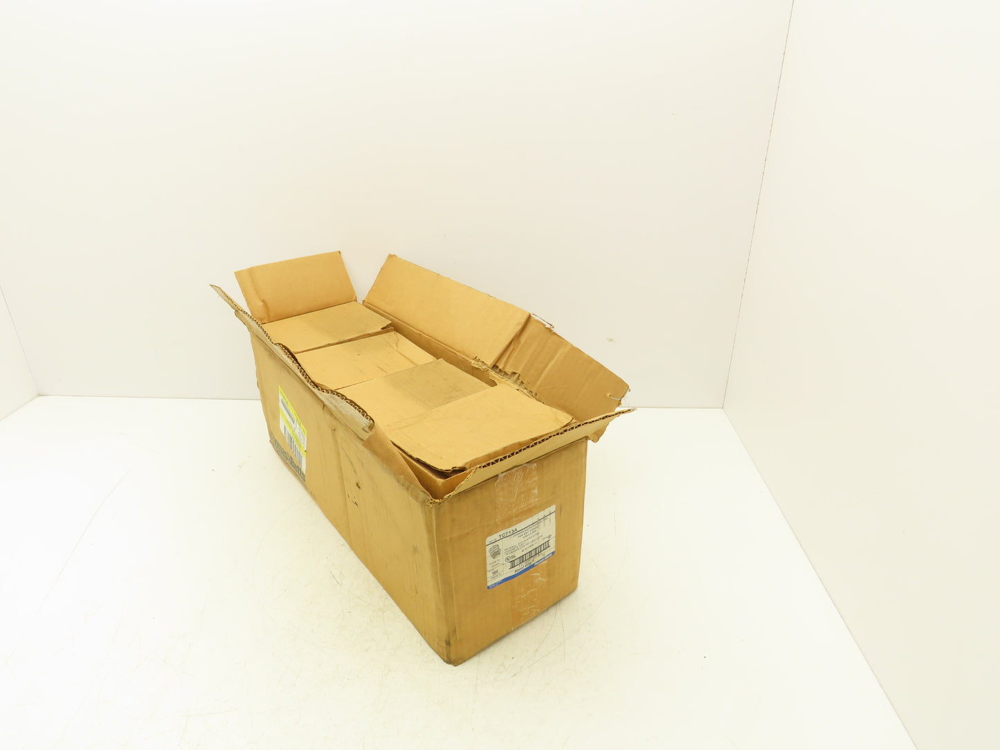 TC713A Steel City 1" EMT Conduit Compression Connector Insulated Lot of 99