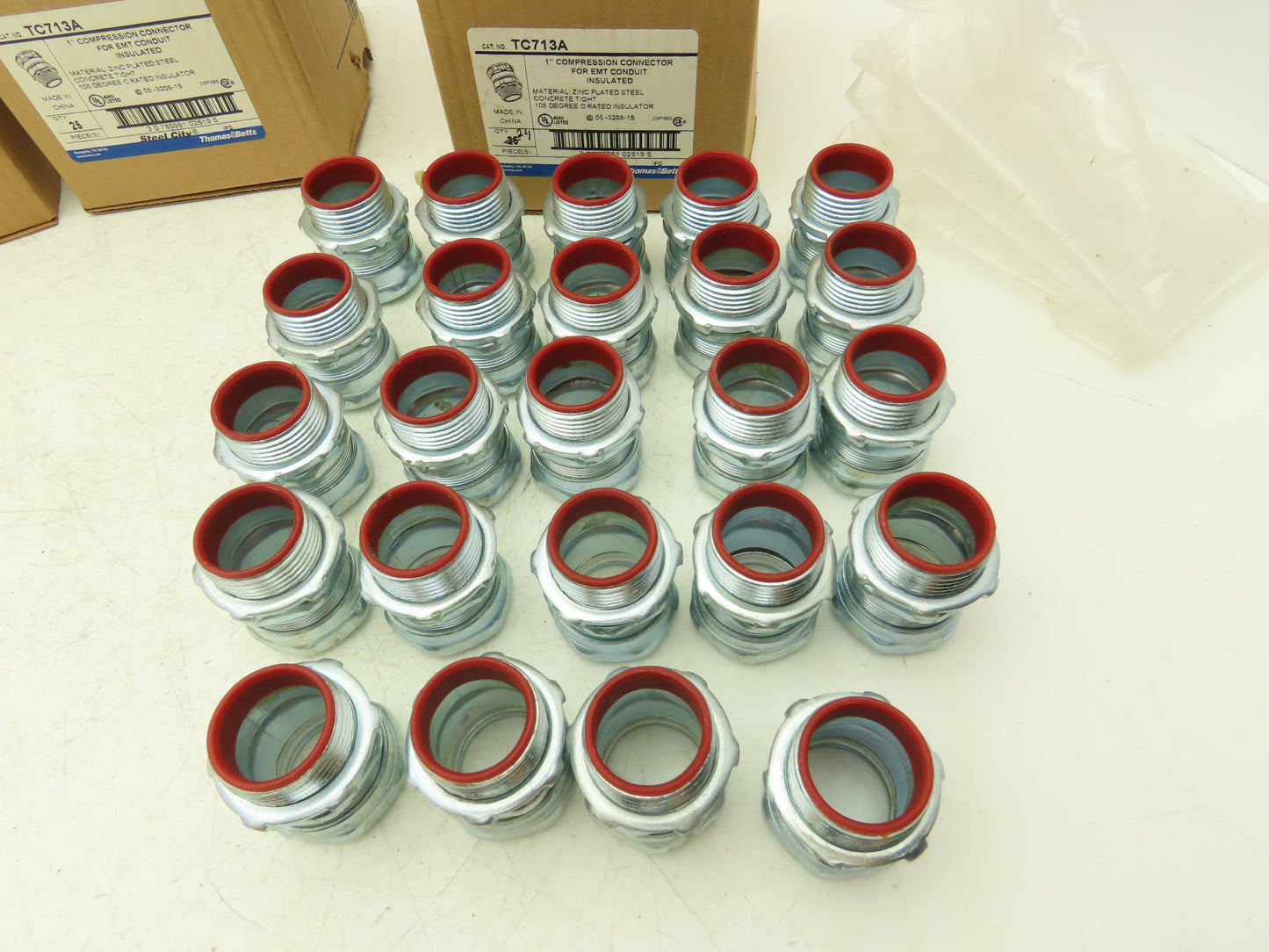 TC713A Steel City 1" EMT Conduit Compression Connector Insulated Lot of 99