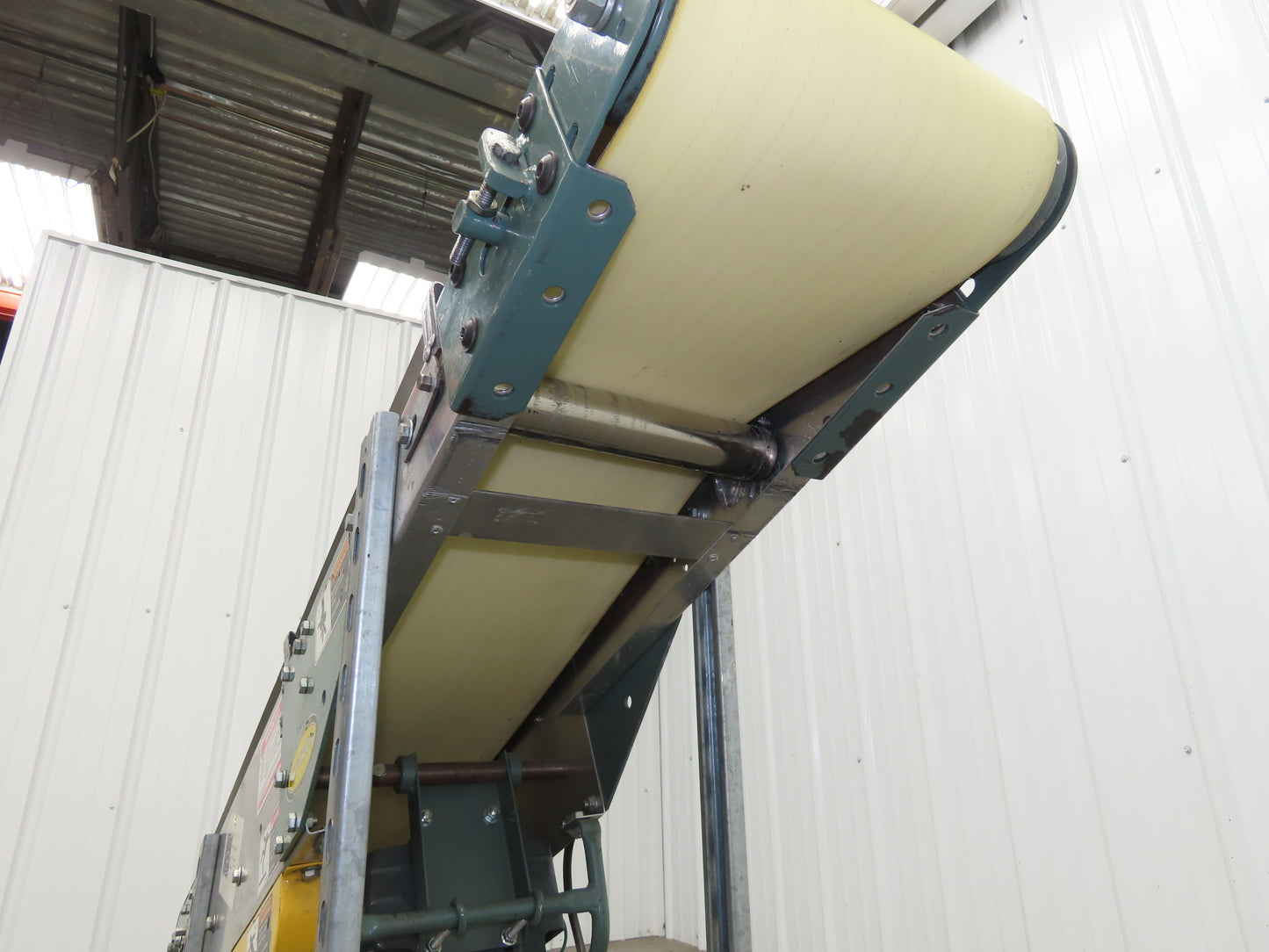 Hytrol 12"x 5' 11" Slider Bed Incline Belt Conveyor .5Hp 115V 1PH End Drive