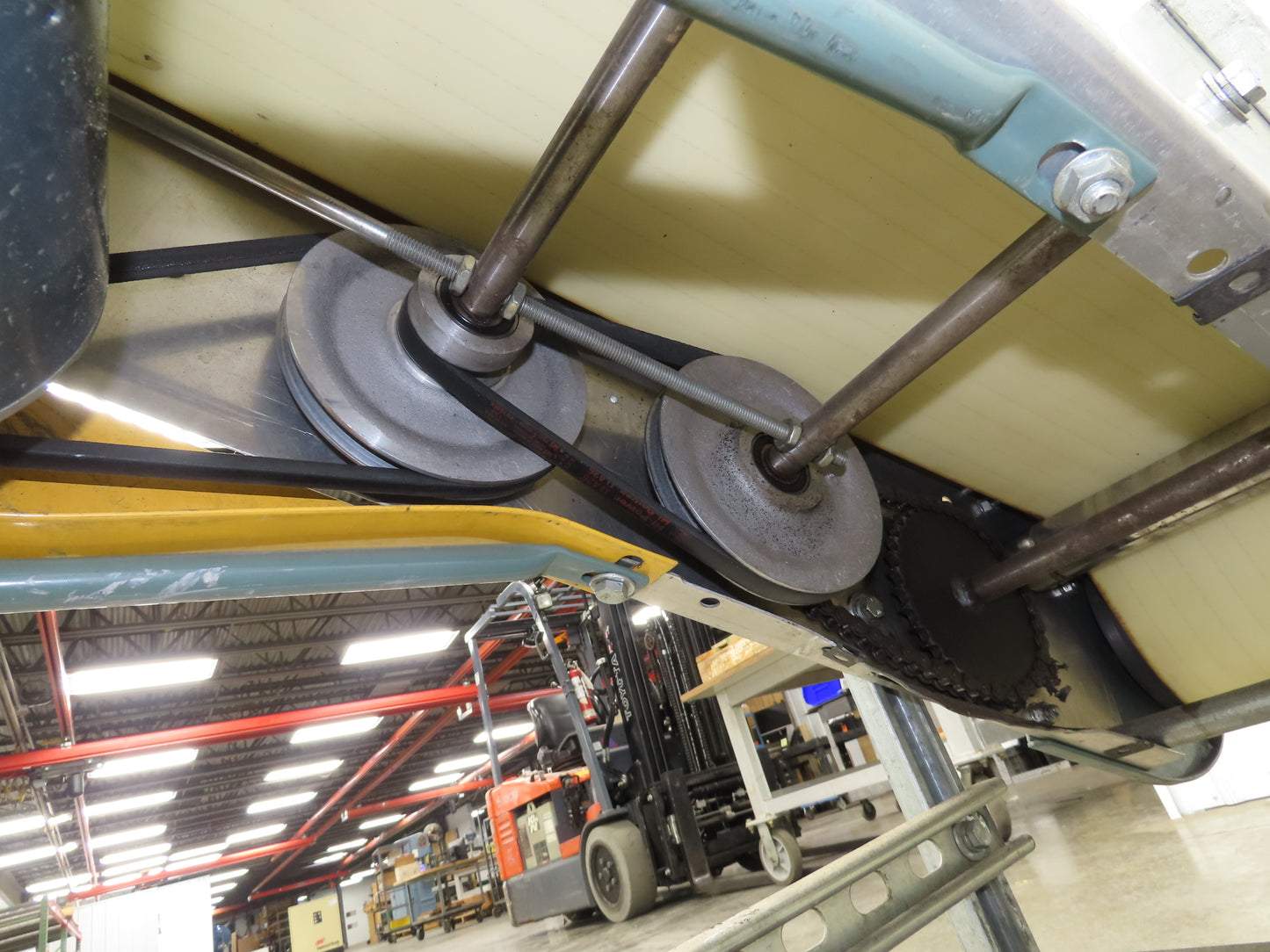 Hytrol 12"x 5' 11" Slider Bed Incline Belt Conveyor .5Hp 115V 1PH End Drive