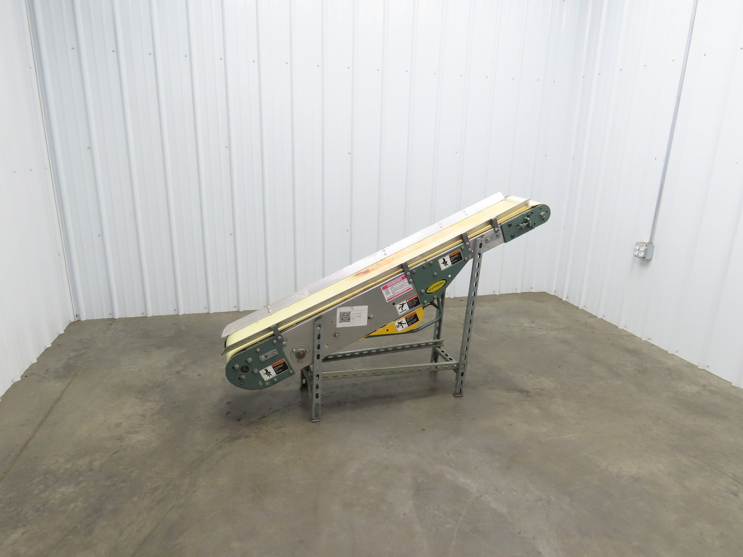 Hytrol 12"x 5' 11" Slider Bed Incline Belt Conveyor .5Hp 115V 1PH End Drive