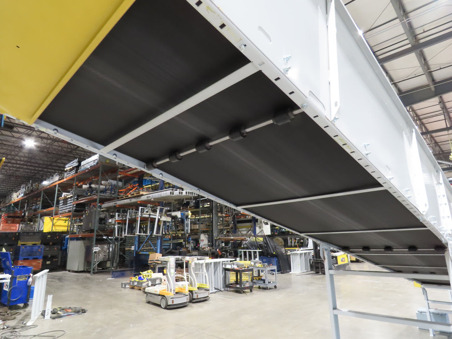 Hytrol HSSHD 43"x 40' Flat to Incline Belt Conveyor 3Hp 3PH Center Drive 168fpm