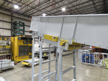 Hytrol HSSHD 43"x 40' Flat to Incline Belt Conveyor 3Hp 3PH Center Drive 168fpm