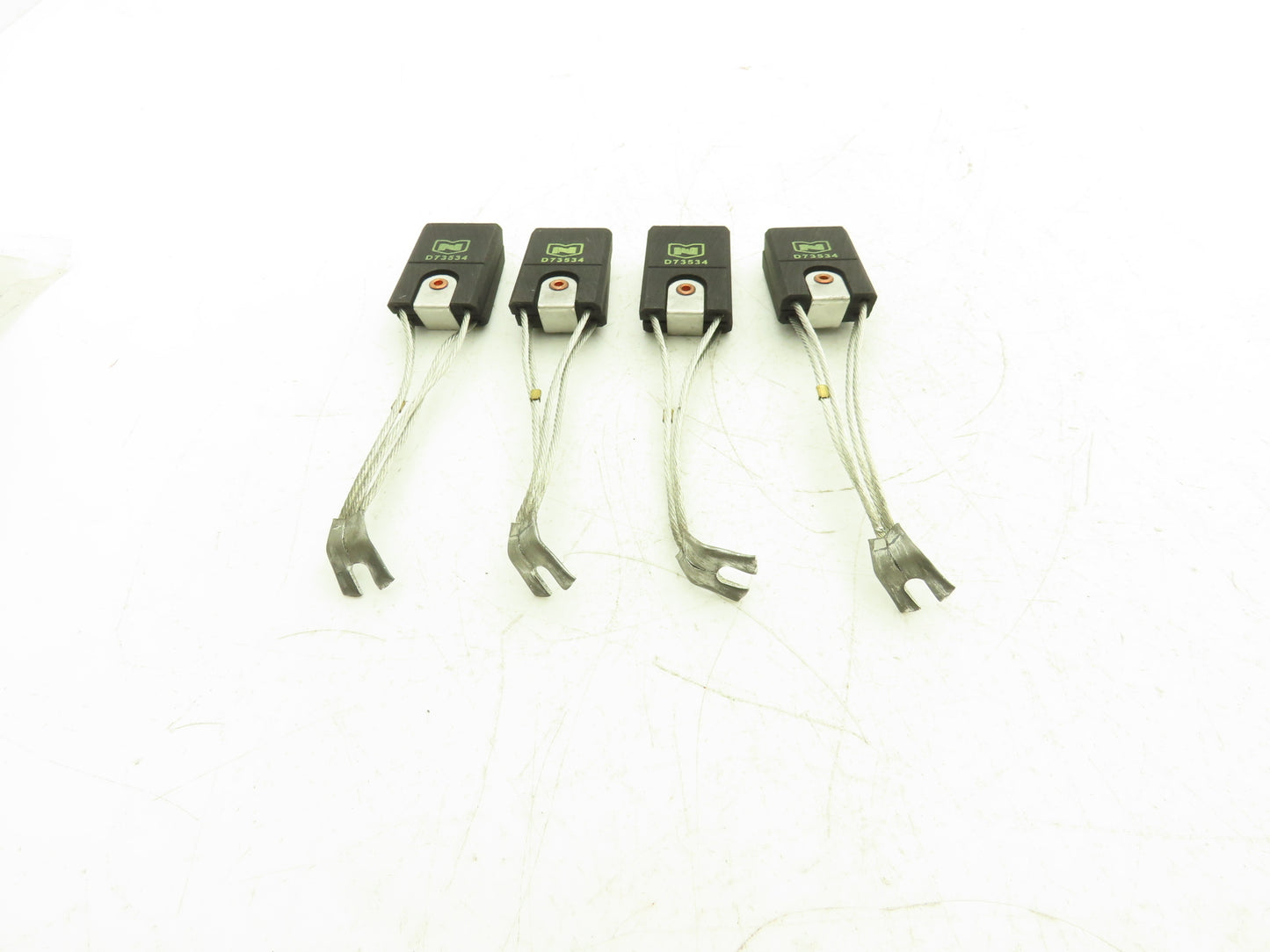 National D73534 Carbon Motor Split Brush 5/8" x 1-1/4" x 2-1/8" Lot of 4