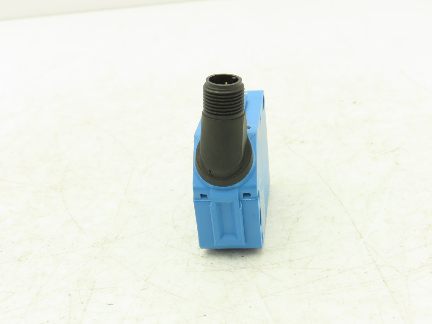 Sick WE016P-24162100A00 Photoelectric Proximity Sensor 0-10m Sensing Range