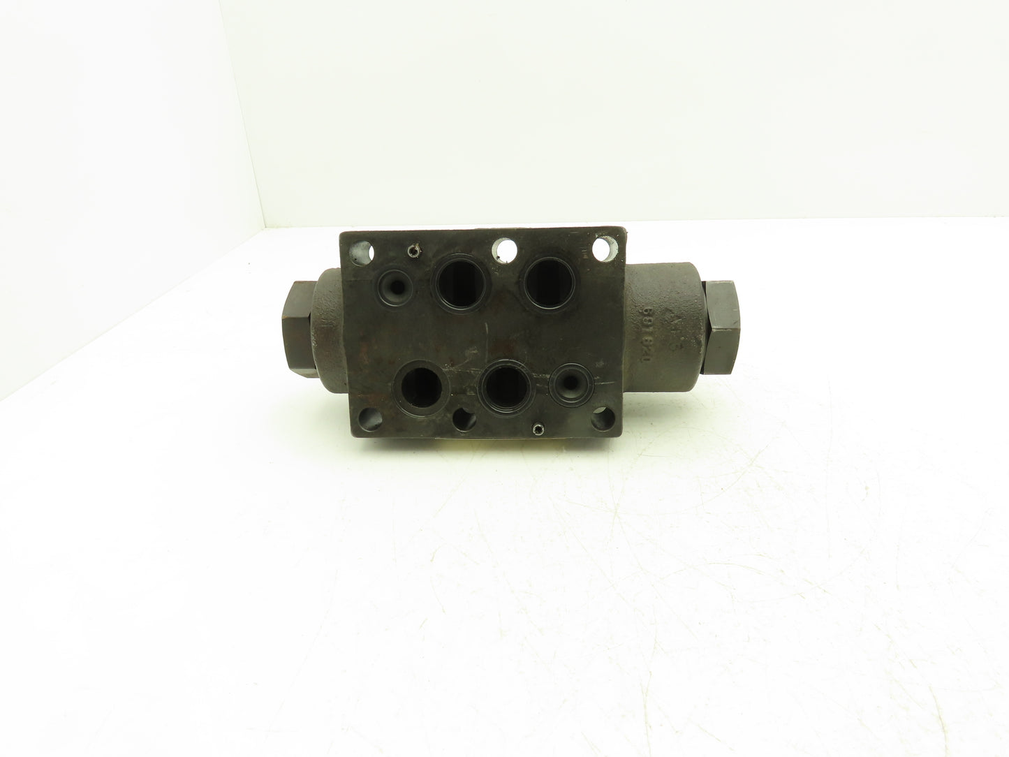 Parker D1VW20HNJWF-75 Hydraulic Directional Solenoid Valve D61VWB4NJWF-75 24VDC
