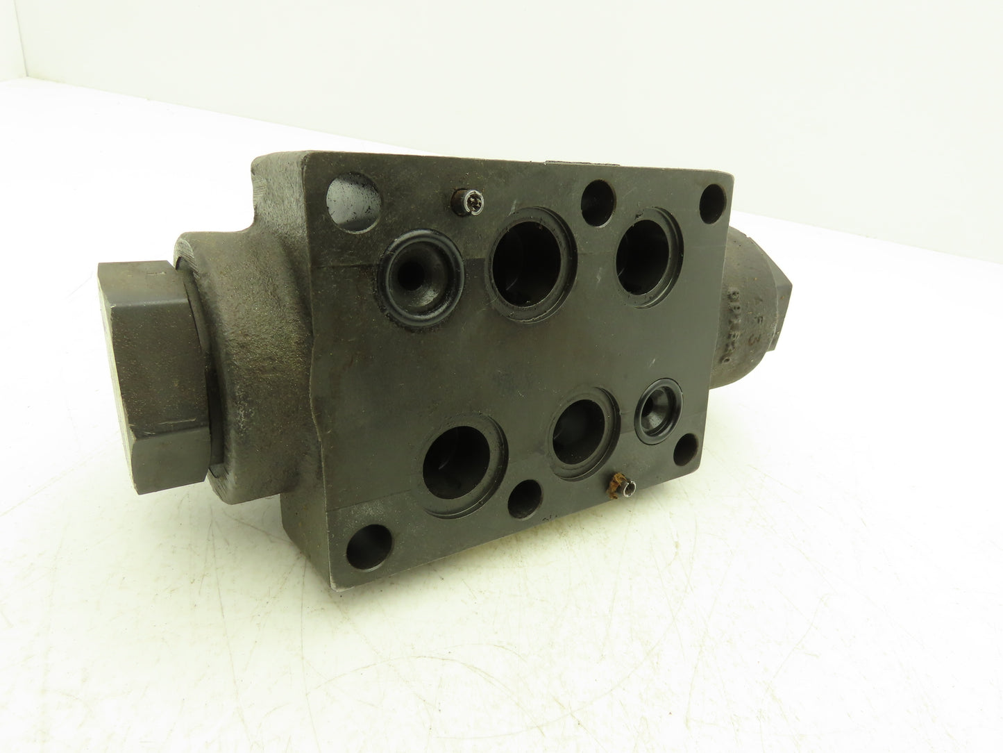 Parker D1VW20HNJWF-75 Hydraulic Directional Solenoid Valve D61VWB4NJWF-75 24VDC