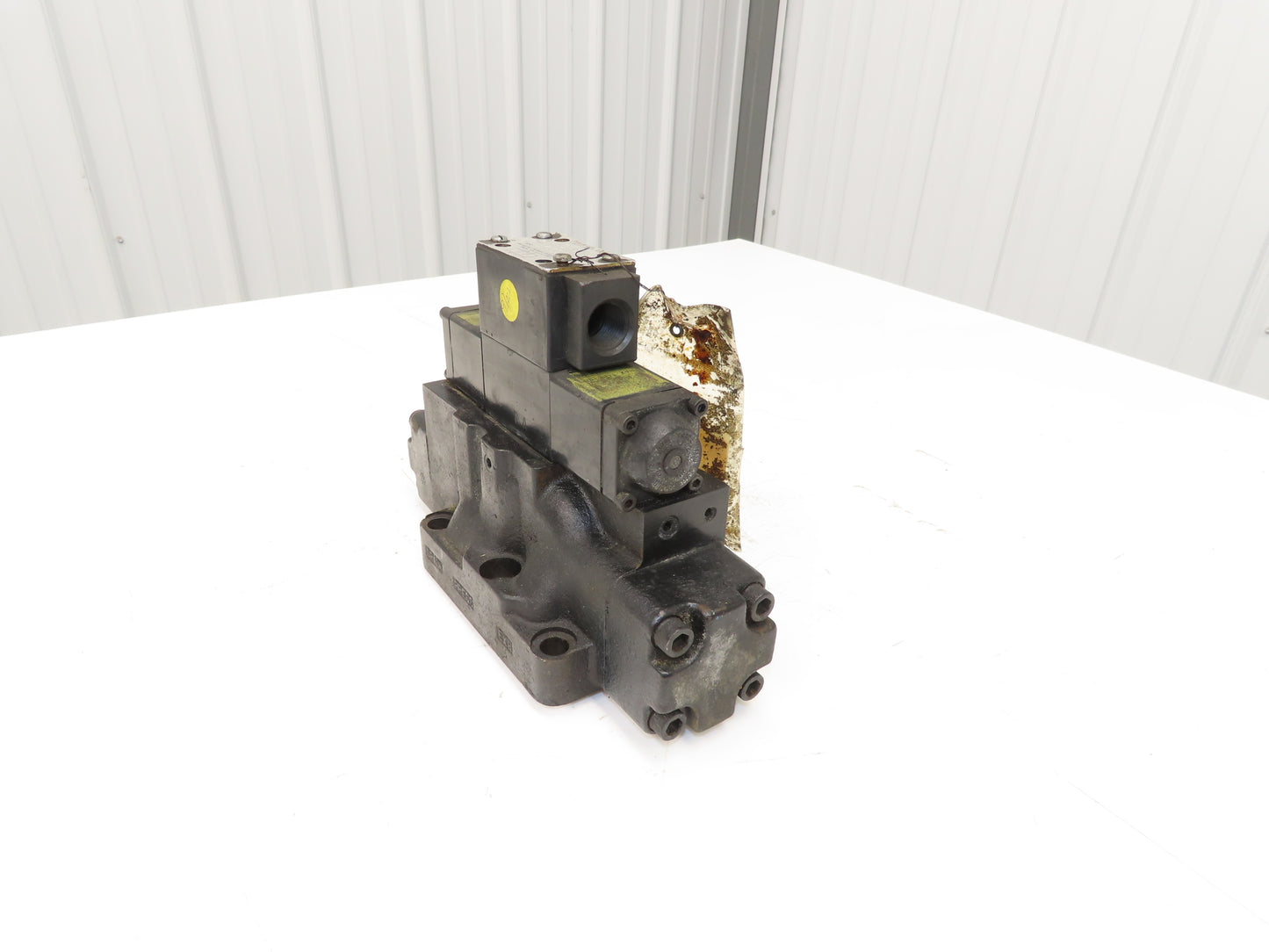 Rexnord Racine FD4 BSHS W06S 60 Hydraulic Directional Solenoid Valve 115V