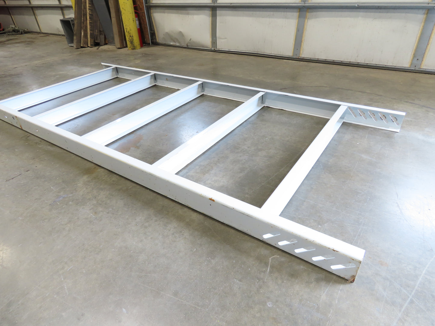 Hytrol HPS 43"W Conveyor Leg 102" Top Section Extension No Brackets WHITE