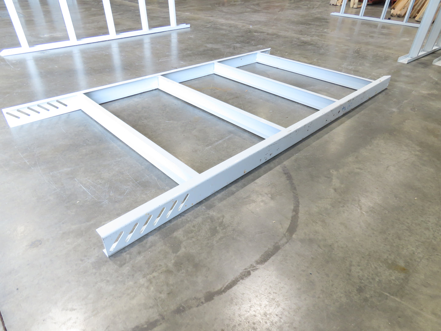 Hytrol HPS 49"W Conveyor Leg 96" Top Section Extension No Brackets WHITE