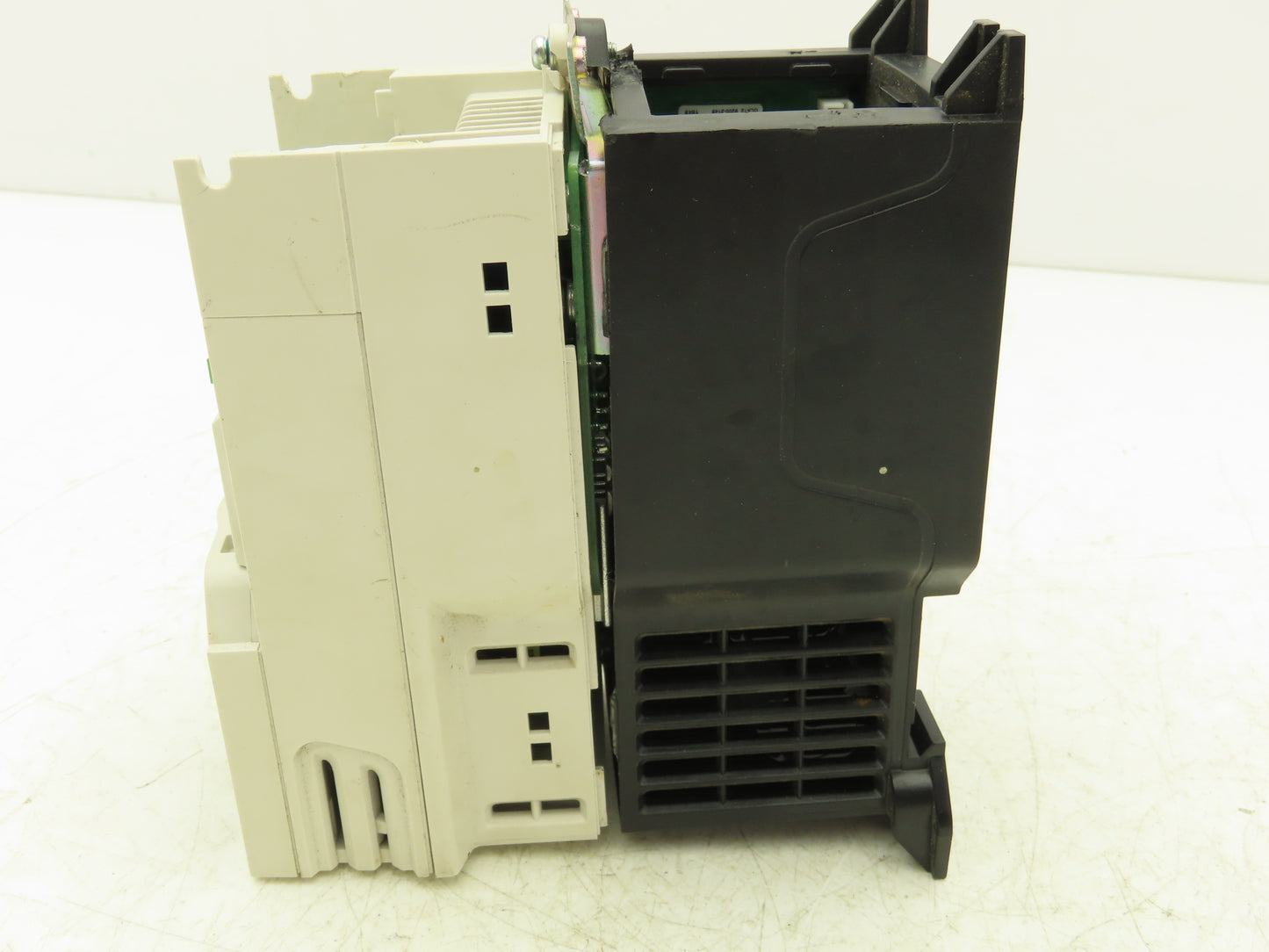 Emerson M400-011 00017 A AC Drive VFD 0.33Hp 120V 1PH In 240V 3PH Out For Parts