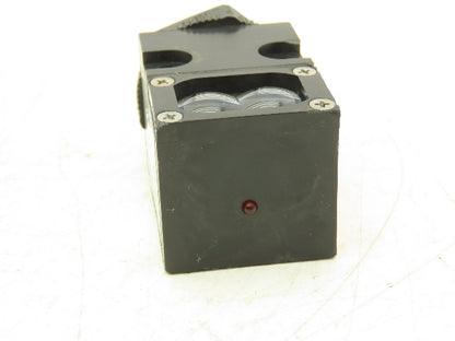Banner SMA915DQD Valu-Beam Photoelectric Diffuse Sensor 90-130VAC SPDT Relay QD
