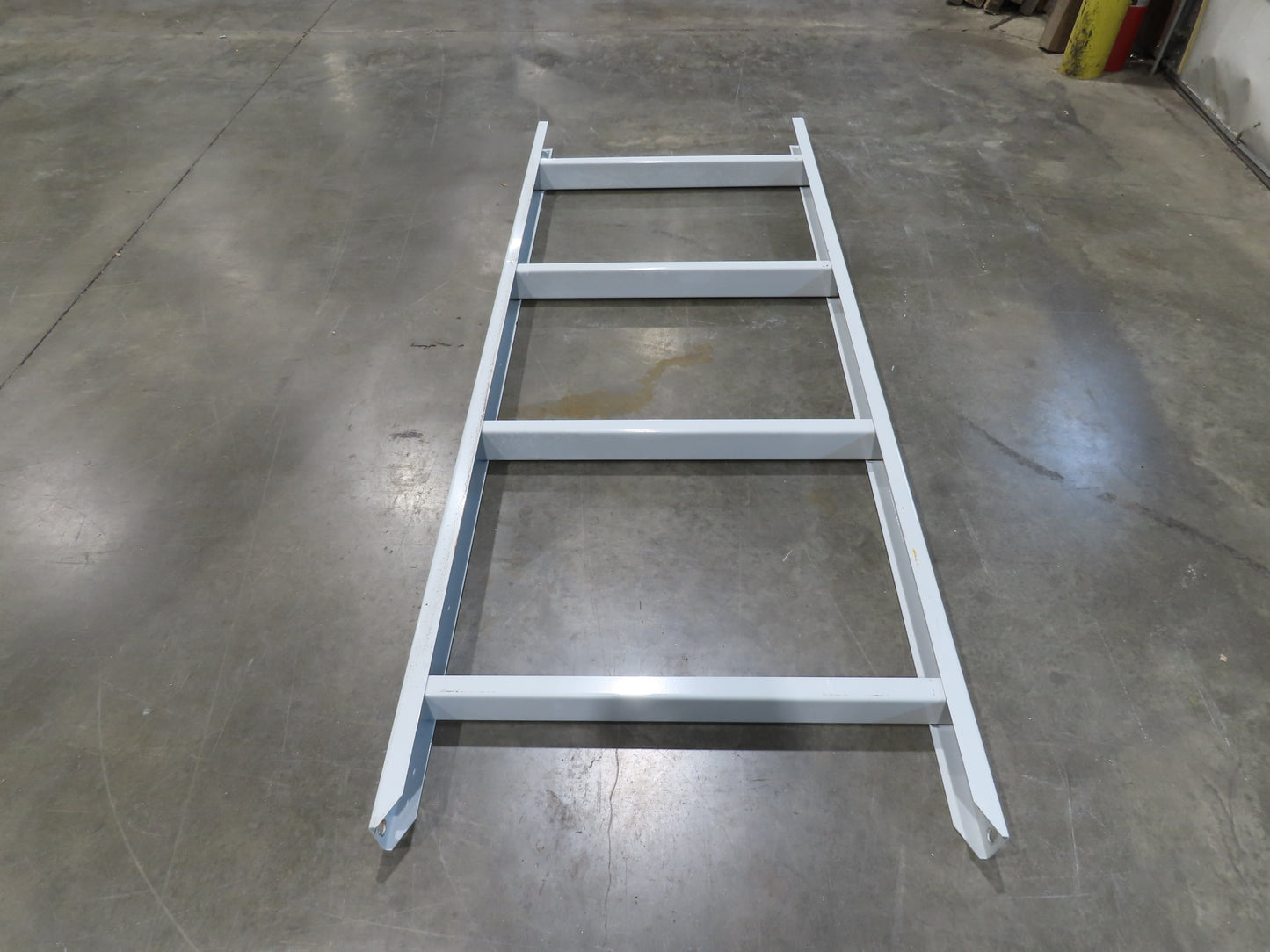 Hytrol HPS 37"W Conveyor Leg 96" Top Section Extension No Brackets WHITE