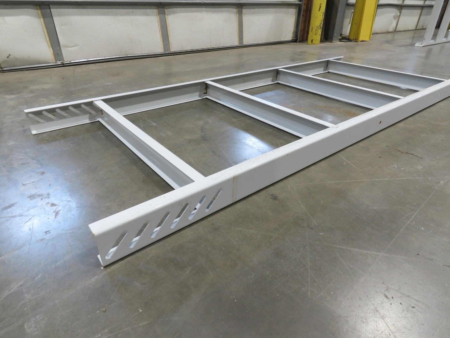 Hytrol HPS 37"W Conveyor Leg 96" Top Section Extension No Brackets WHITE