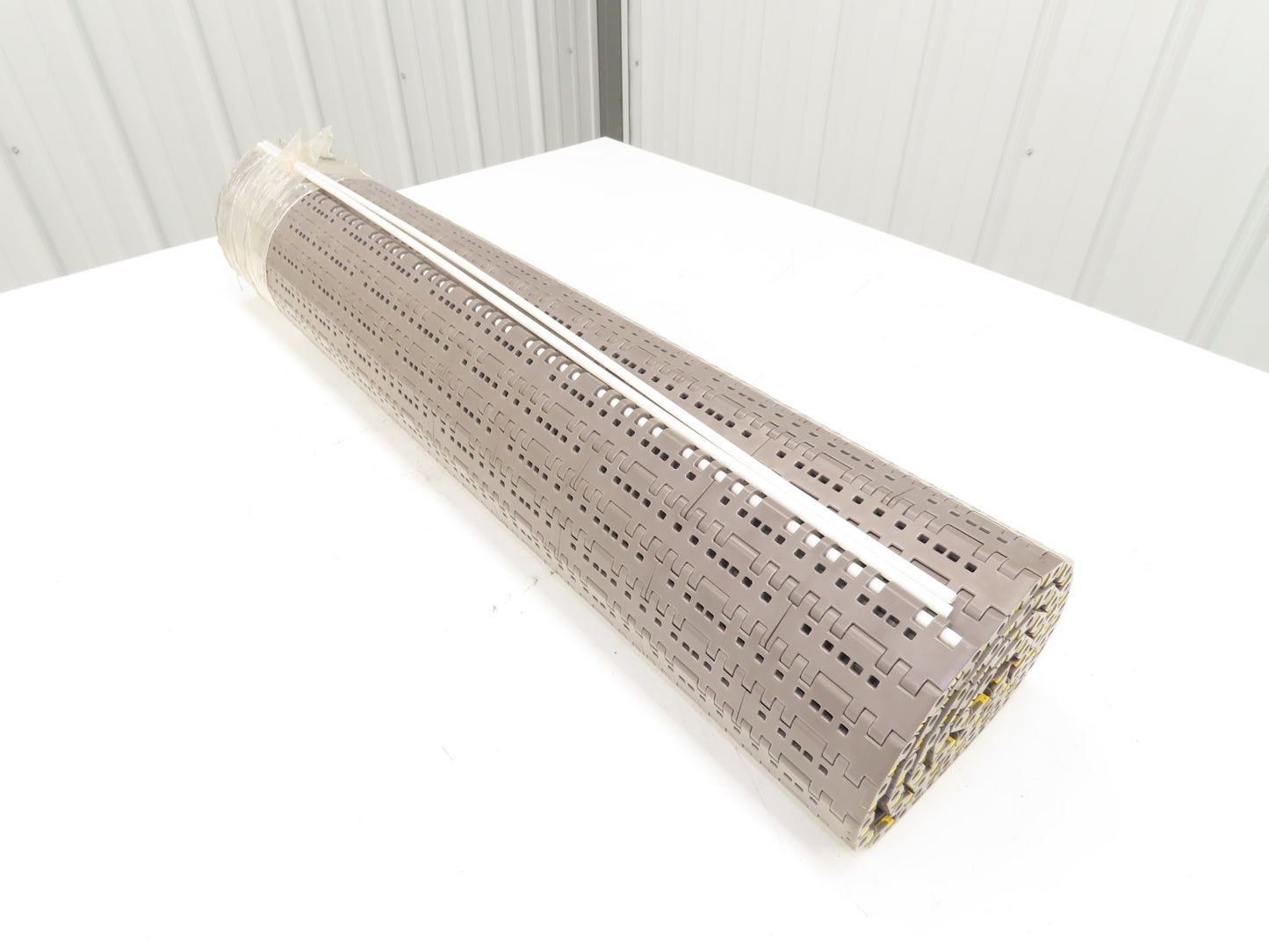 Rexnord HP7706-33 MatTop Perforated Top Plastic Conveyor Chain 33"W 10' Length
