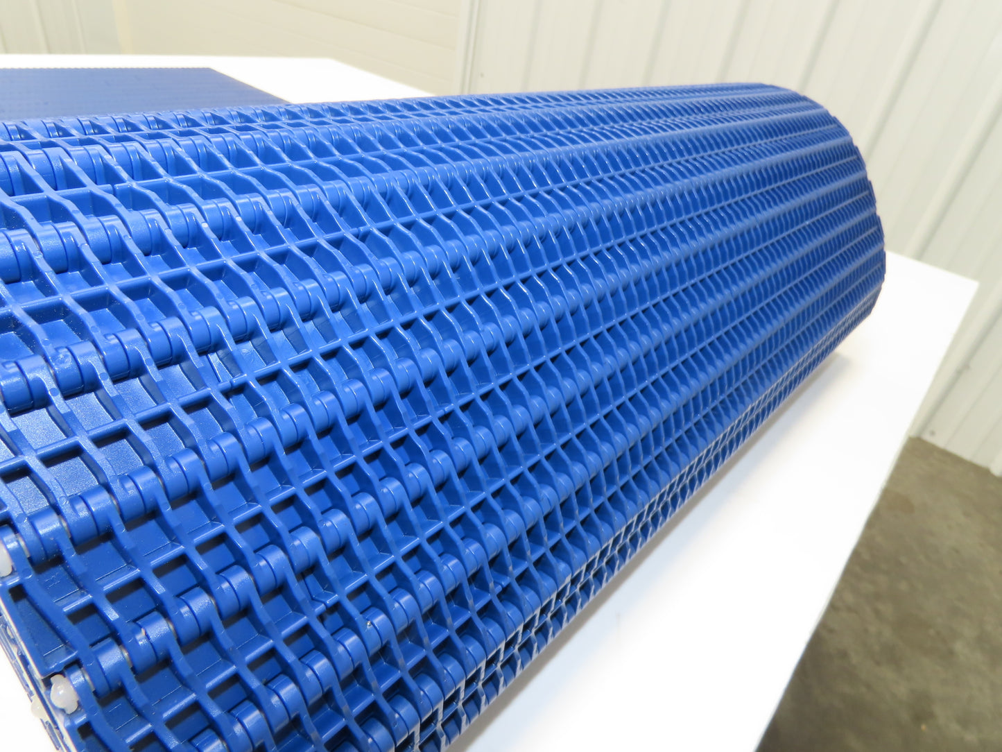 Intralox 900 MatTop Flat Top Plastic Conveyor Belt Chain BLUE 21.6"W 10' Length