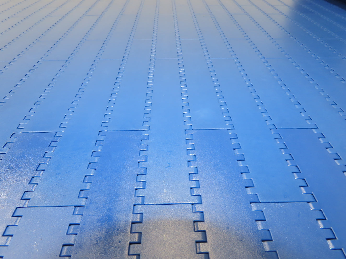 Intralox 900 MatTop Flat Top Plastic Conveyor Belt Chain BLUE 21.6"W 10' Length