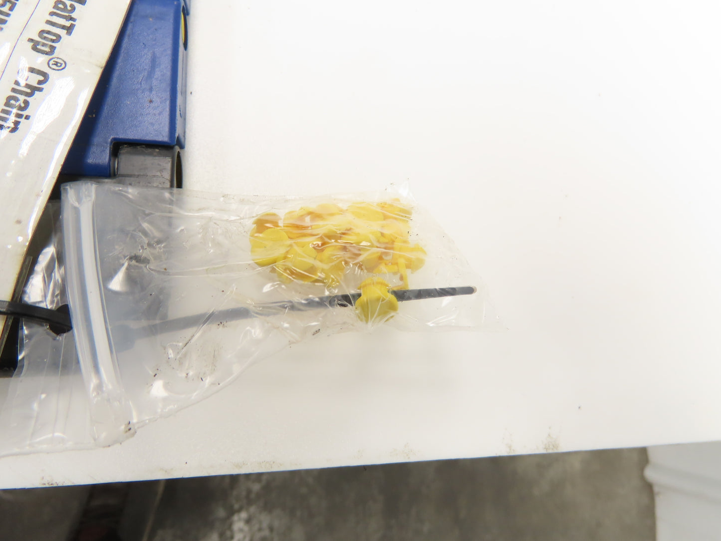 Rexnord BLT5705-18IN MatTop Cleated Plastic Conveyor Belt Chain BLUE 18"W 72"L