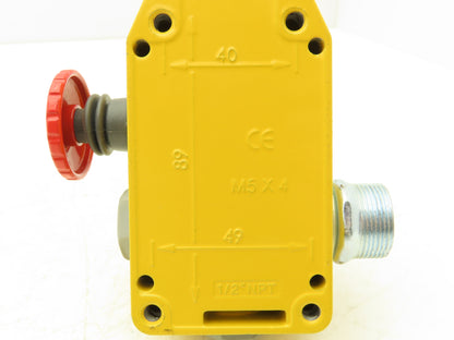 ABB LineStrong2 Rope Pull Grab Wire Safety Switch 240VAC E-Stop 2TLA050202R1332