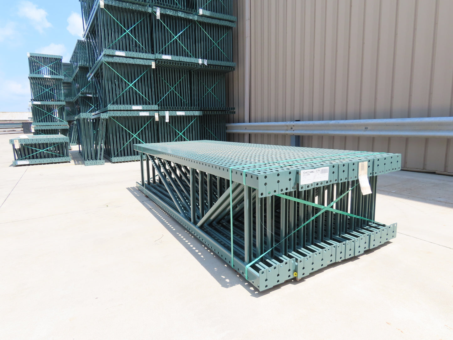 Interlake 10' x 24" Teardrop Pallet Racking Upright 3x3" Leg 23900Lb Green