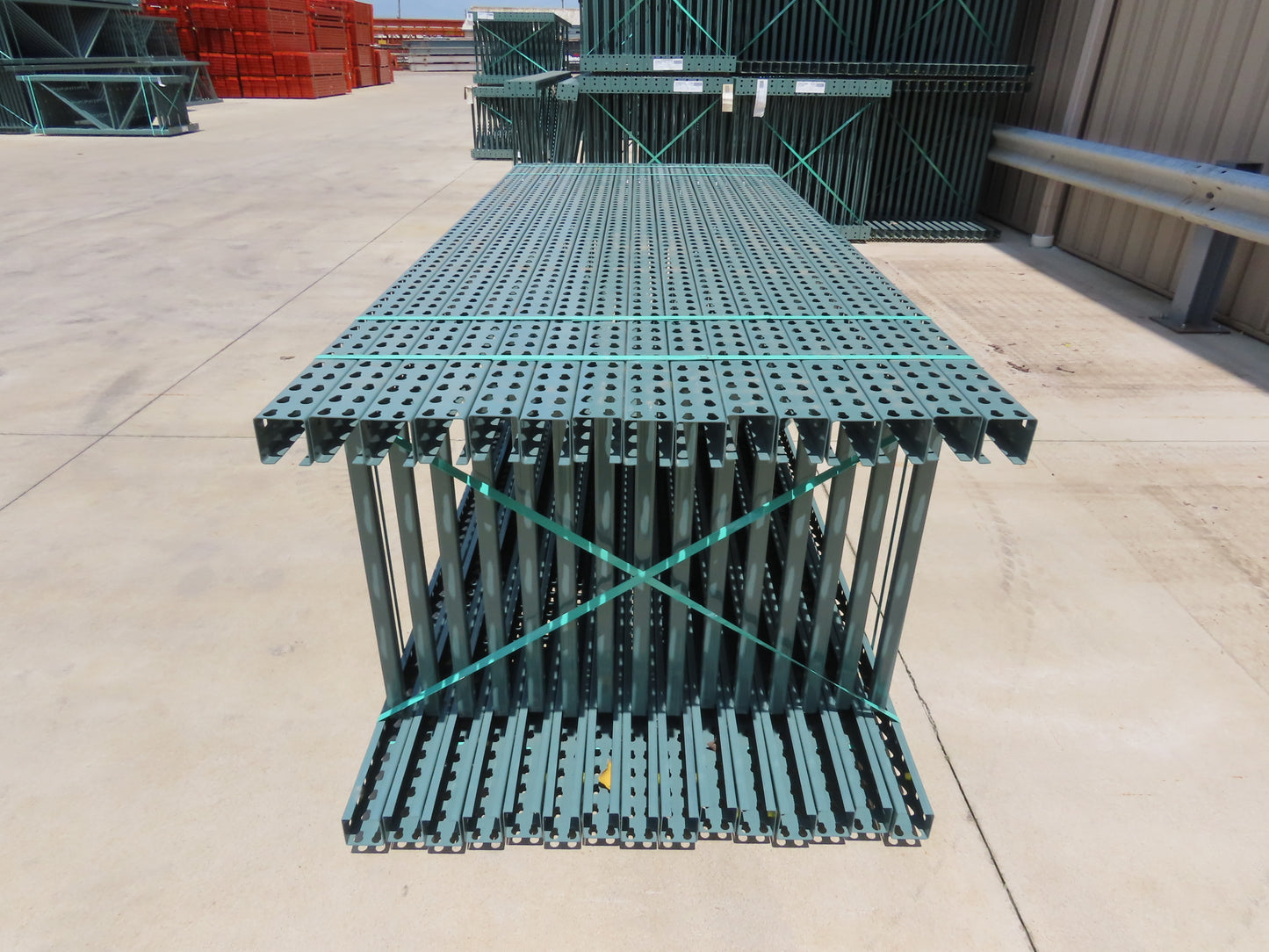 Interlake 10' x 36" Teardrop Pallet Racking Upright 3x3" Leg 23900Lb Green