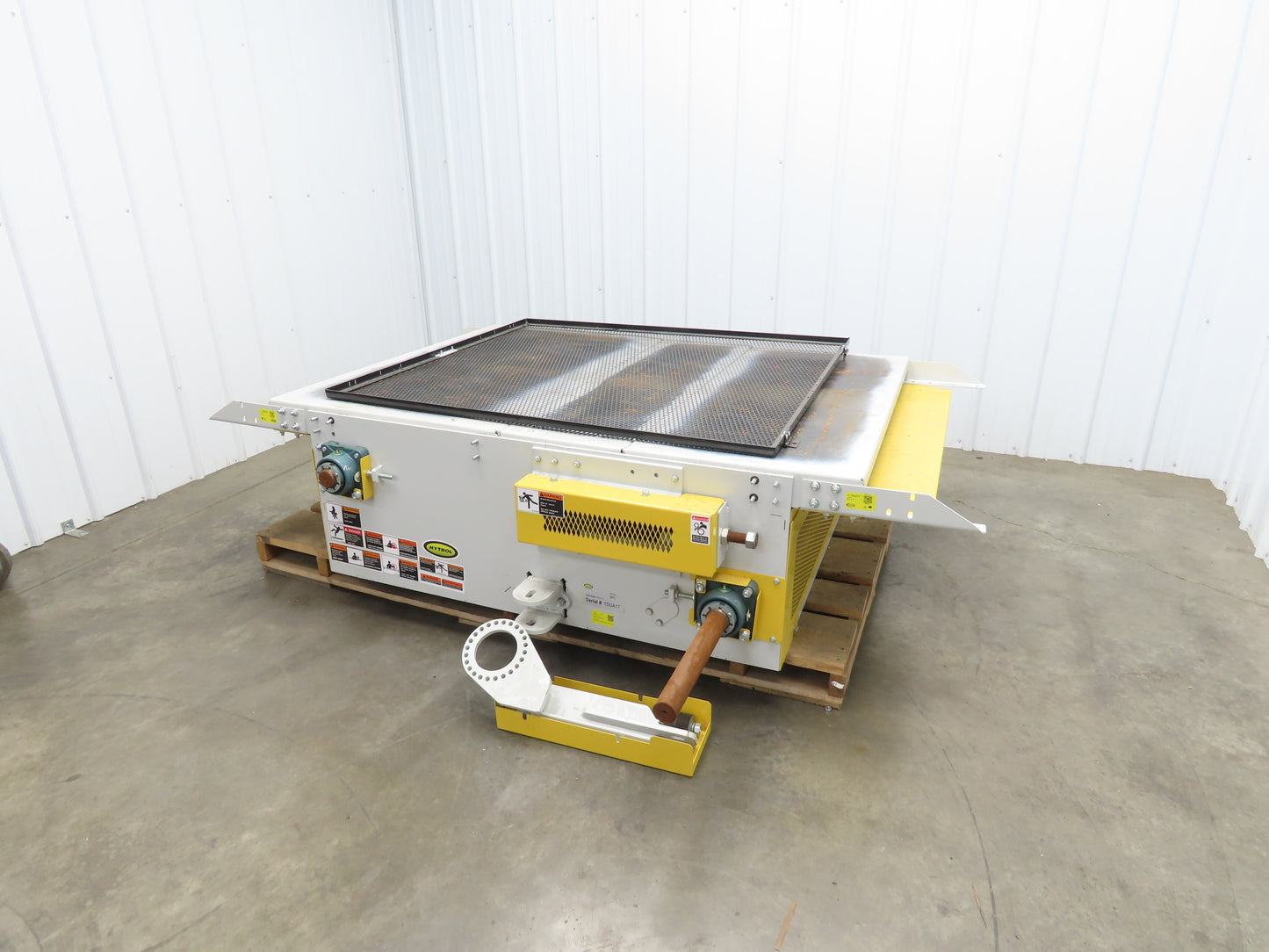 Hytrol BPC 49"W Slider Bed Belt Conveyor Center Drive Section *Needs Motor*