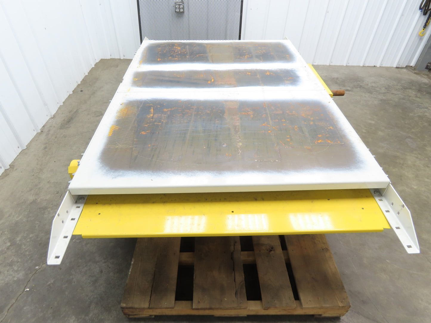 Hytrol BPC 49"W Slider Bed Belt Conveyor Center Drive Section *Needs Motor*