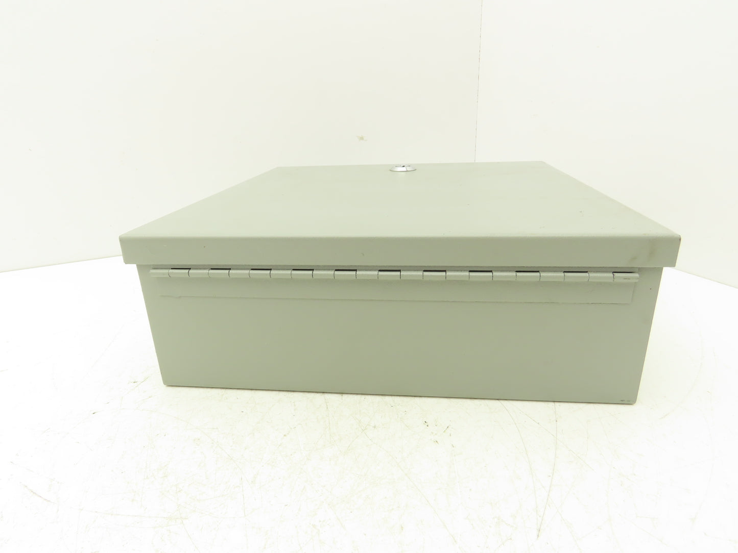 Wiegmann N1C121204 Electrical Enclosure Cabinet 12"X12"X4" With Backplate