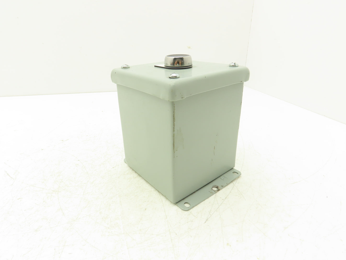 Hoffman E1PBXM Allen Bradley Push Button Enclosure With Momentary Reset Switch