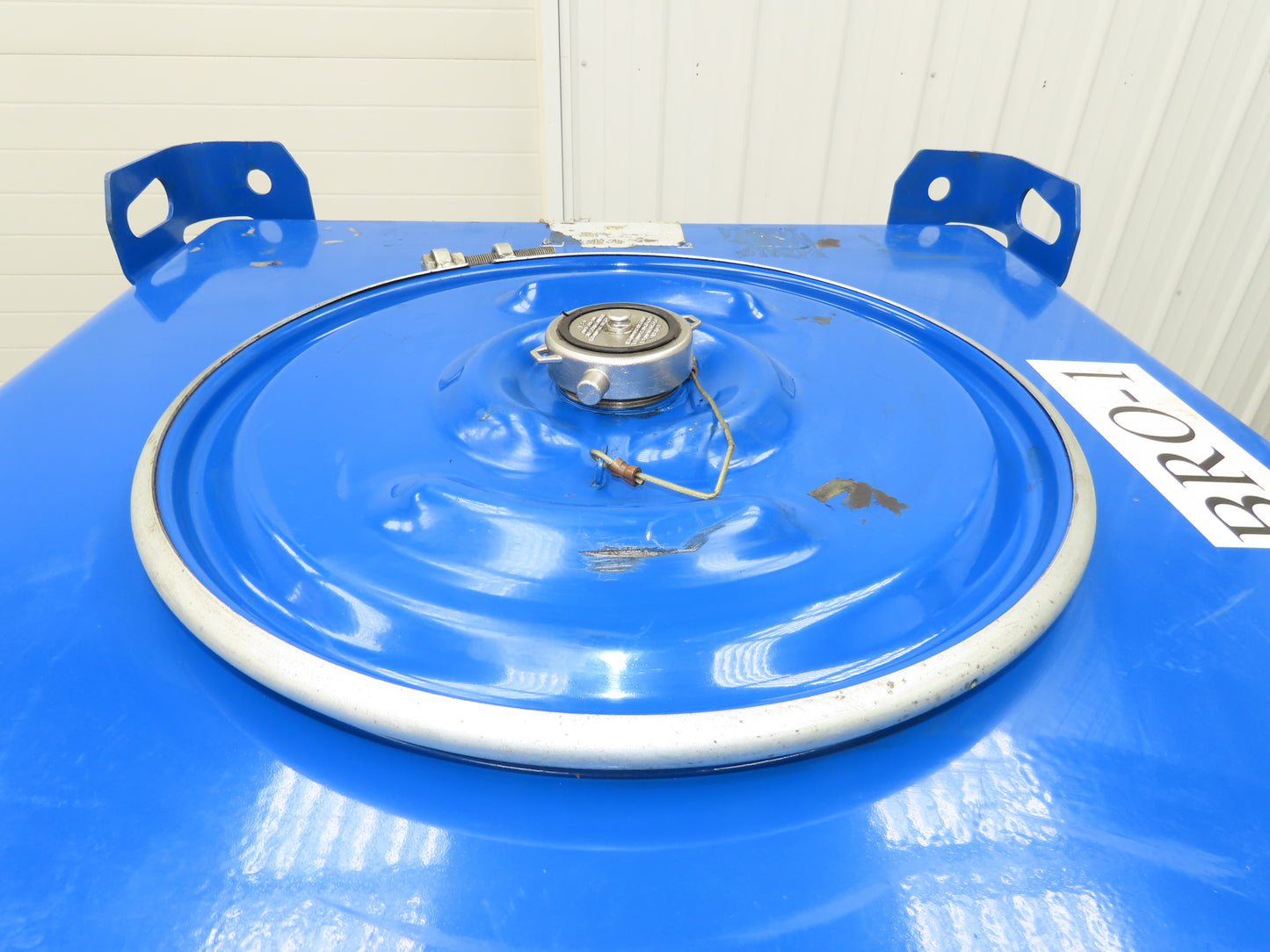 Akcela Hydraulic Transmission Fluid 100 Gallons 350 Gal. Liquitote