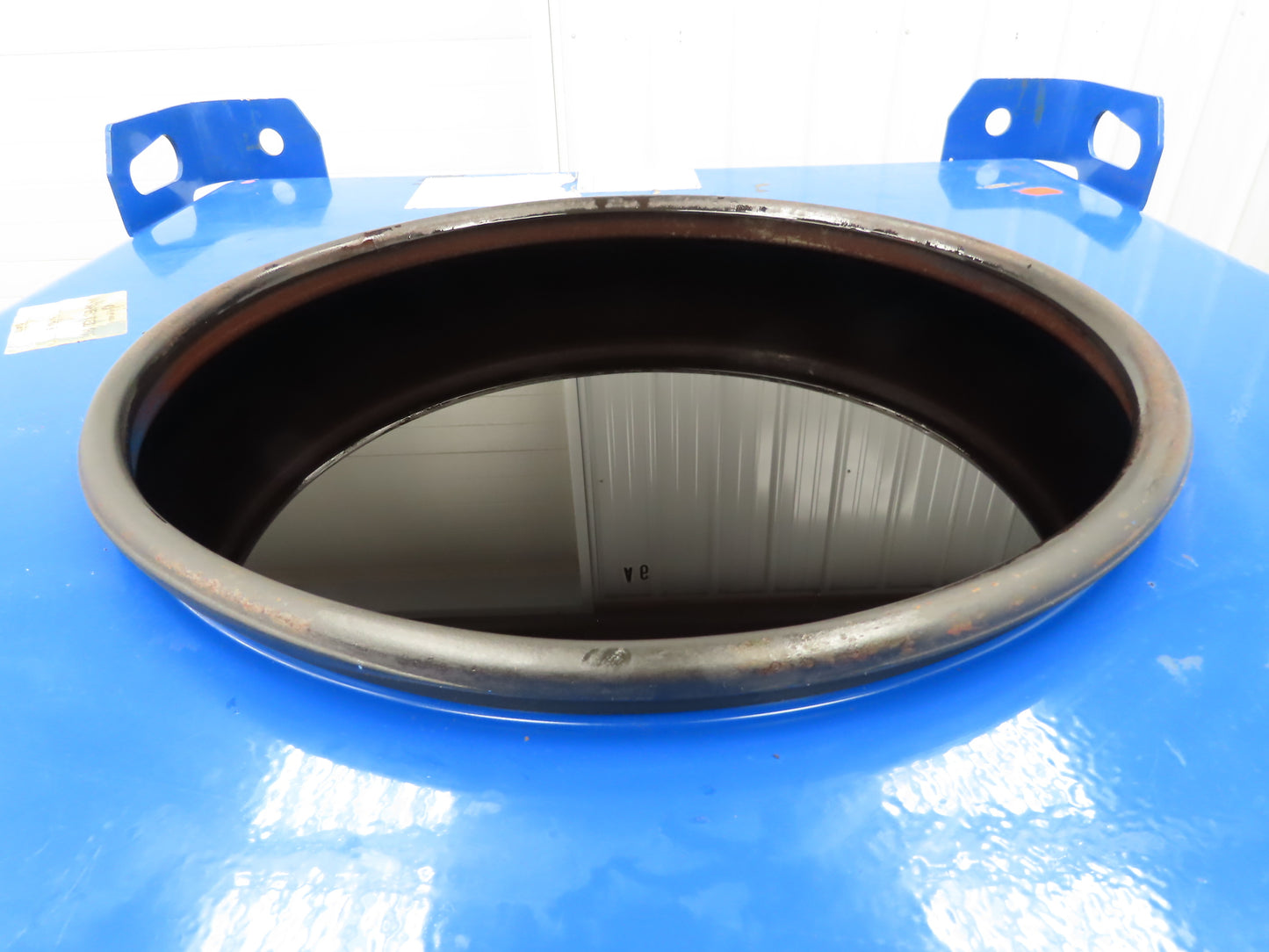 Akcela Hydraulic Transmission Fluid 330 Gallons & Liquitote Capacity 350 Gallon