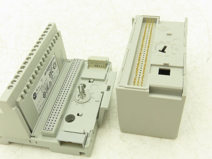 Allen-Bradley 1794-OB32P Output Module I/O 32 Point 24VDC Ser A W/Base 1794-TB32