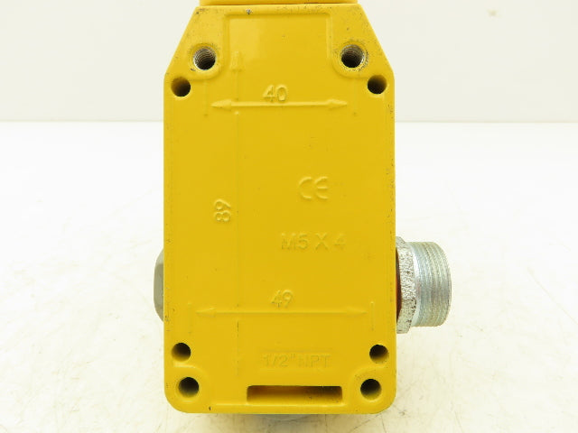 ABB LineStrong2 Rope Pull Grab Wire Safety Switch 240VAC Reset 2TLA050202R1332