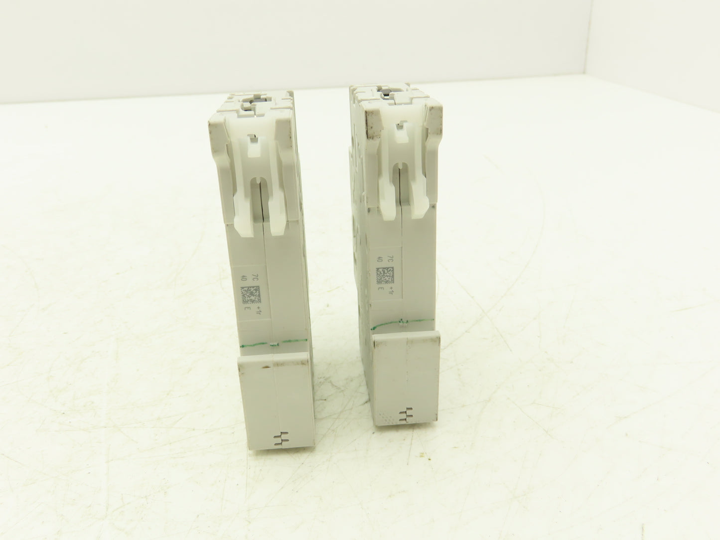 Allen Bradley 1492-D1C400 Mini Circuit Breaker 40A 1-Pole 220V Ser D Lot of 2